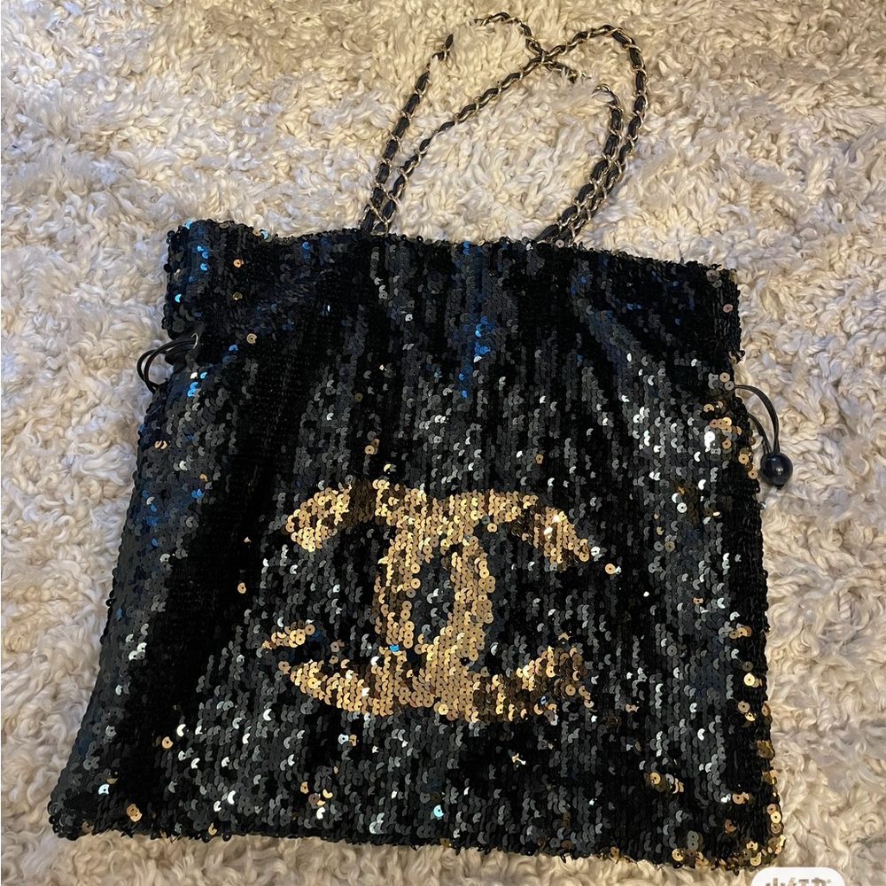 Vintage Chanel Black and Gold Glamorous Shoulder Bag
